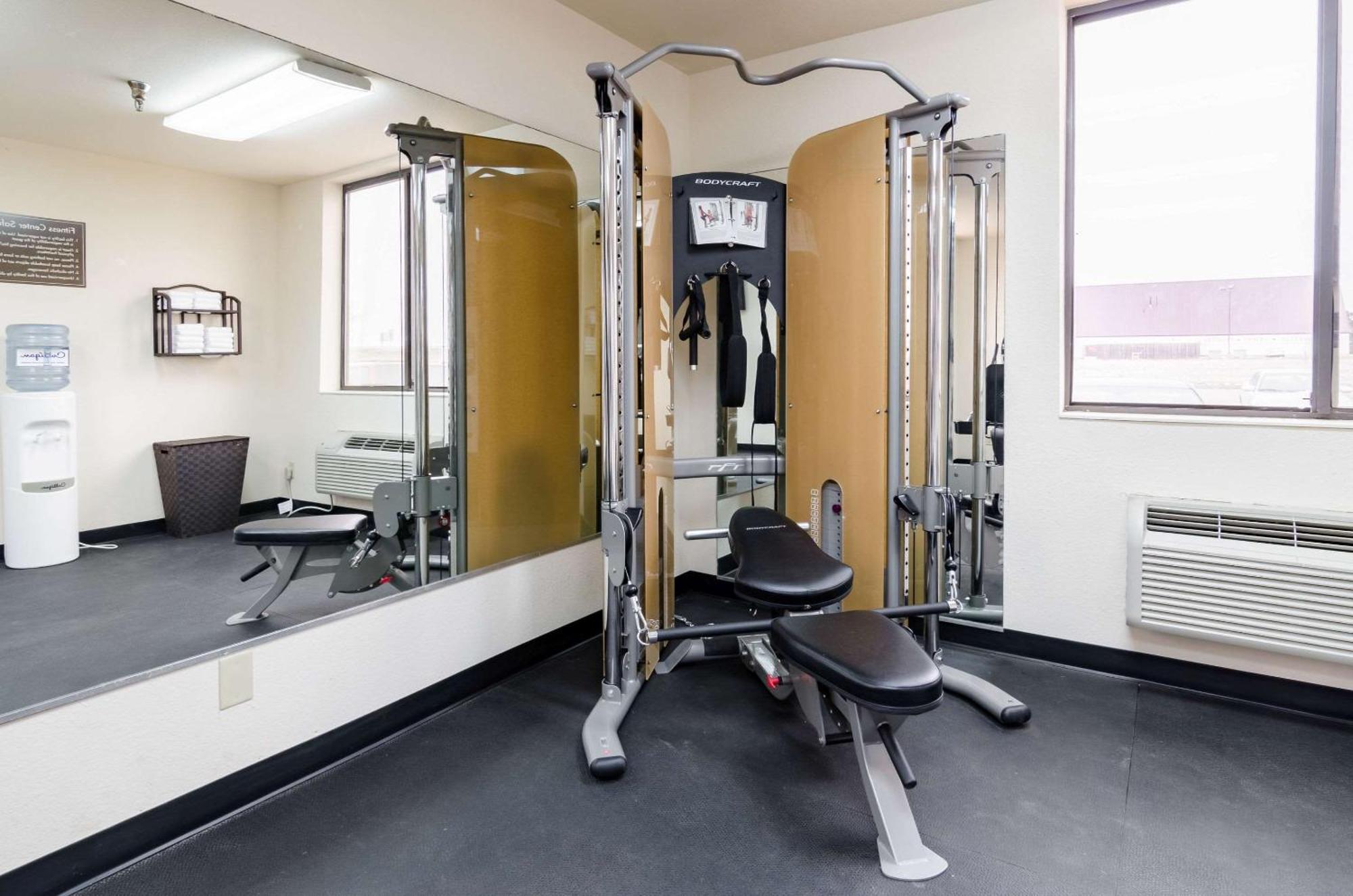 קולבי Comfort Inn מראה חיצוני תמונה